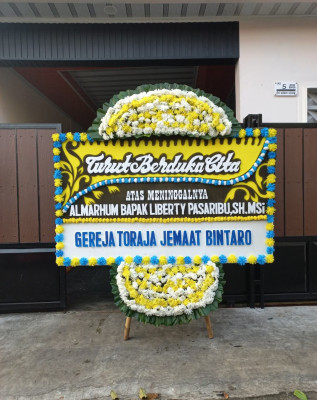 Papan Bunga Duka di Birugo